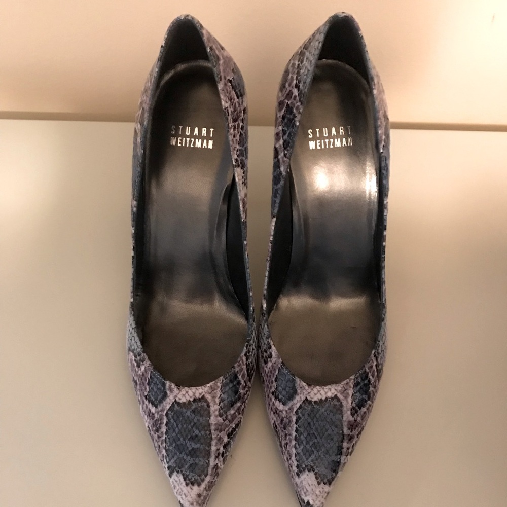 Stuart Weitzman Naughty Jeans Snake Charmer High Heeled Pumps.